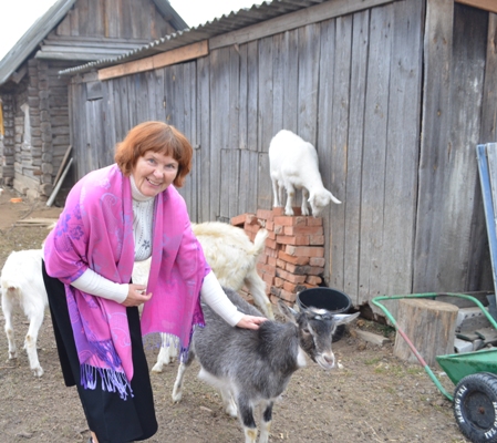 Для пользы и для души занимается разведением коз   Людмила Петровна Гудвилович из Турино