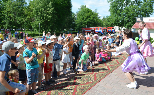 Праздник “Страна по имени Детство” прошел в Глуске 1 июня, в Международный день защиты детей