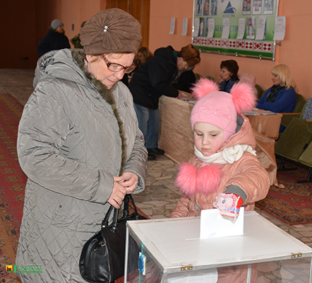 На Глусском избирательном участке для голосования № 2 в день выборов