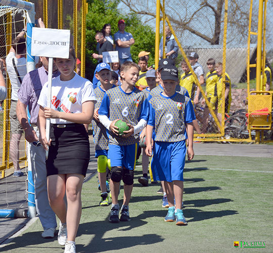 В Глуске 11 мая состоялось открытие турнира по гандболу среди детей и подростков памяти Сергея Зайцева (фоторепортаж)