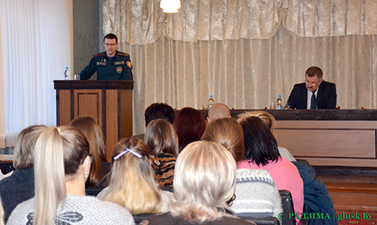 Поправить товарооборот и демографию. В День информирования глава района встретился с коллективом райпо