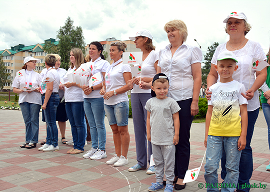Глушчане сталі ўдзельнікамі флэшмобу «#ЗаБеларусь»
