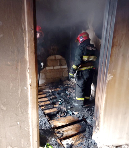 Мать и сын погибли на пожаре в Славковичах