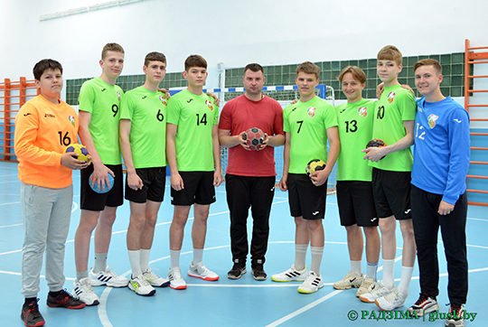 Глусские гандболисты вышли в первый дивизион Zubr Cup!