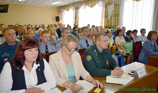 К работе в должности председателя Глусского райисполкома 12 июля приступил Владимир Книга