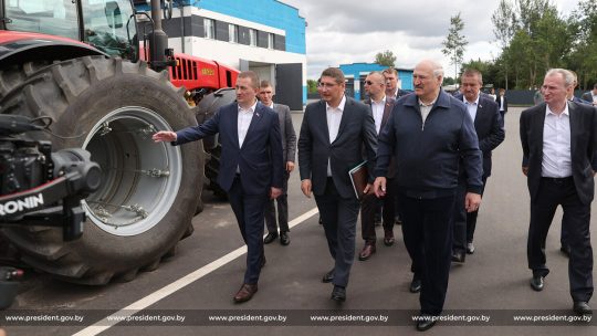 Рабочая поездка Александра Лукашенко в Мядельский район Минской области