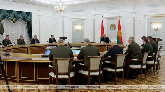 “Важнейшая наша задача – извлекать уроки”. Лукашенко рассказал об обстановке вокруг Беларуси