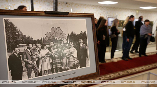 Валерий Малашко на открытии выставки к 85-летию Могилевской области: сегодня ценность мира мы чувствуем как никогда
