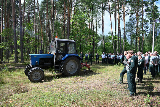 Республиканский семинар-совещание под руководством первого заместителя министра лесного хозяйства Александра Драгуна состоялся на базе Глусского лесхоза