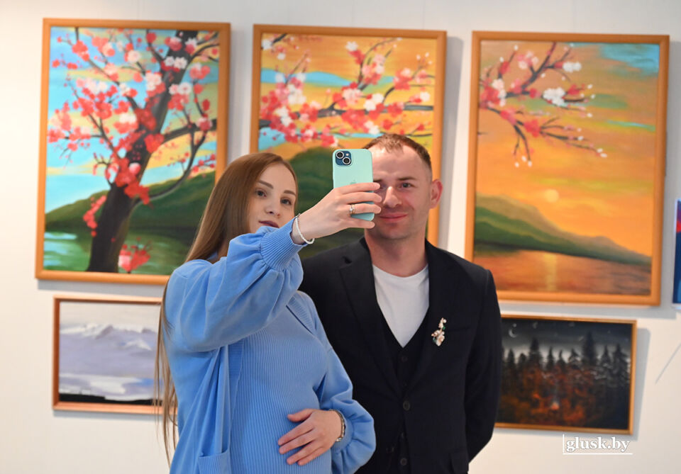 В Глусском музее открылась выставка местных художников-любителей