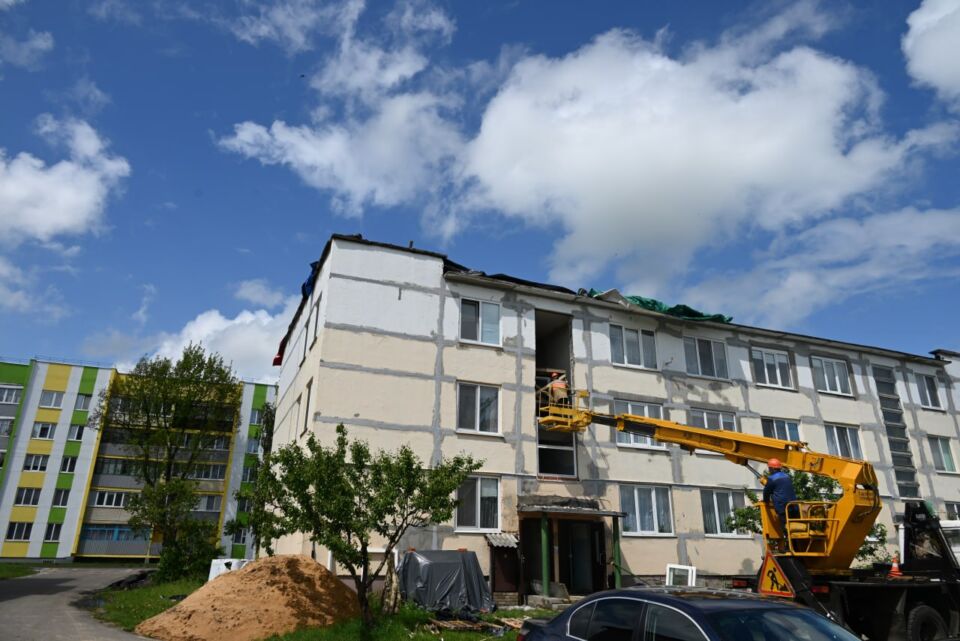 Идет капитальный ремонт по улице Кирова, 65, в Глуске