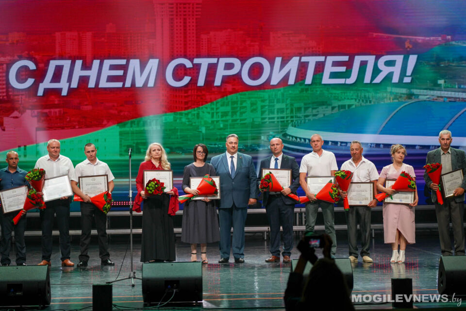 В преддверии Дня строителя в Могилеве состоялся праздничный концерт