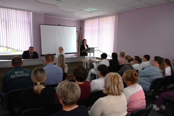 «День народного единства: значение мира и согласия» — тема сентябрьского дня информирования
