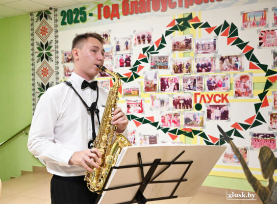 Молодой специалист Глусской школы искусств Севастьян Власов — о себе, начале трудового пути и любви к музыке