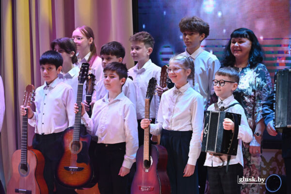 Глусская детская школа искусств имени Валерия Кирилловича Иванова отпраздновала свой 65-летний юбилей