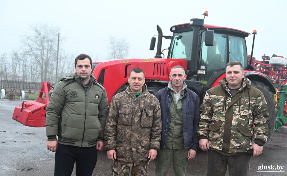 Четверо механизаторов экспериментальной базы «Глуск» — в лидерах районных соревнований