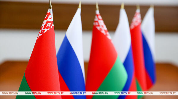 Лукашенко направился с рабочим визитом в Россию