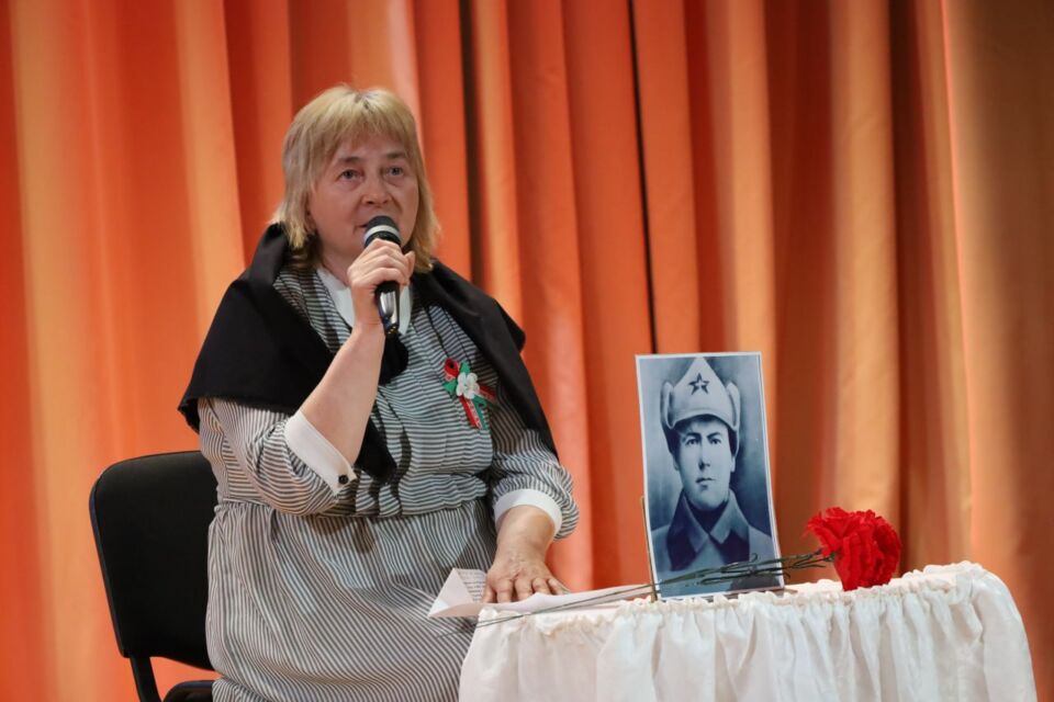 Районный конкурс художественного творчества «Я пою и говорю о Родине» прошел в Глуске