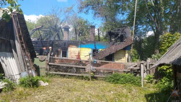 АПИ спас мужчину на пожаре в Чаусском районе