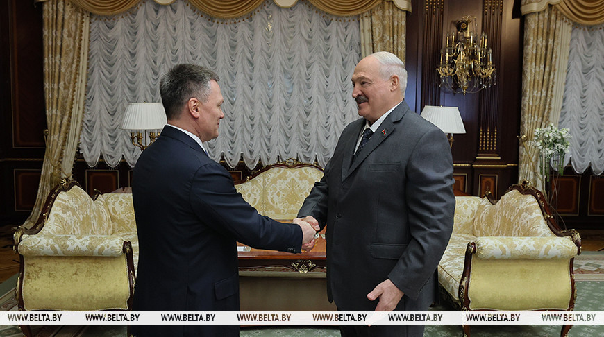Лукашенко высказался за внедрение высоких технологий в работу судов