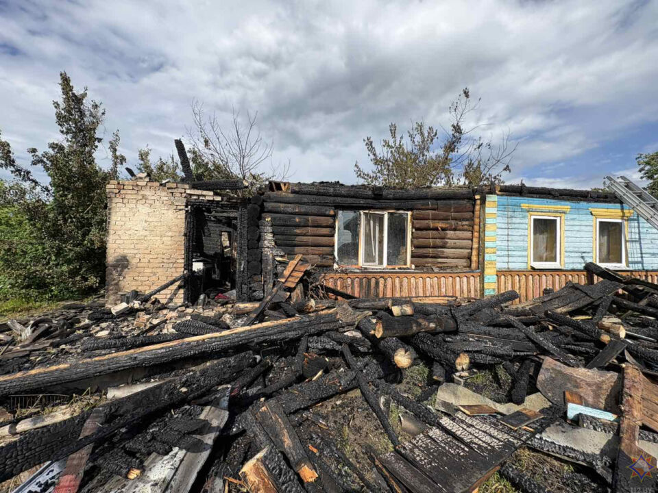 В Климовичах местные жители спасли пенсионерку