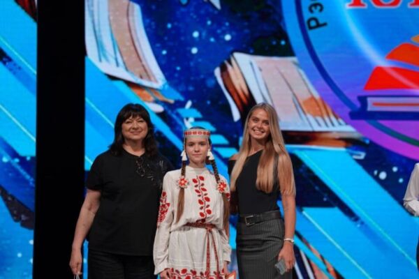 Глушчанка Ульяна Рудабелец стала лаўрэатам паўфіналу рэспубліканскага конкурсу юных чытальнікаў “Жывая класіка — 2026”
