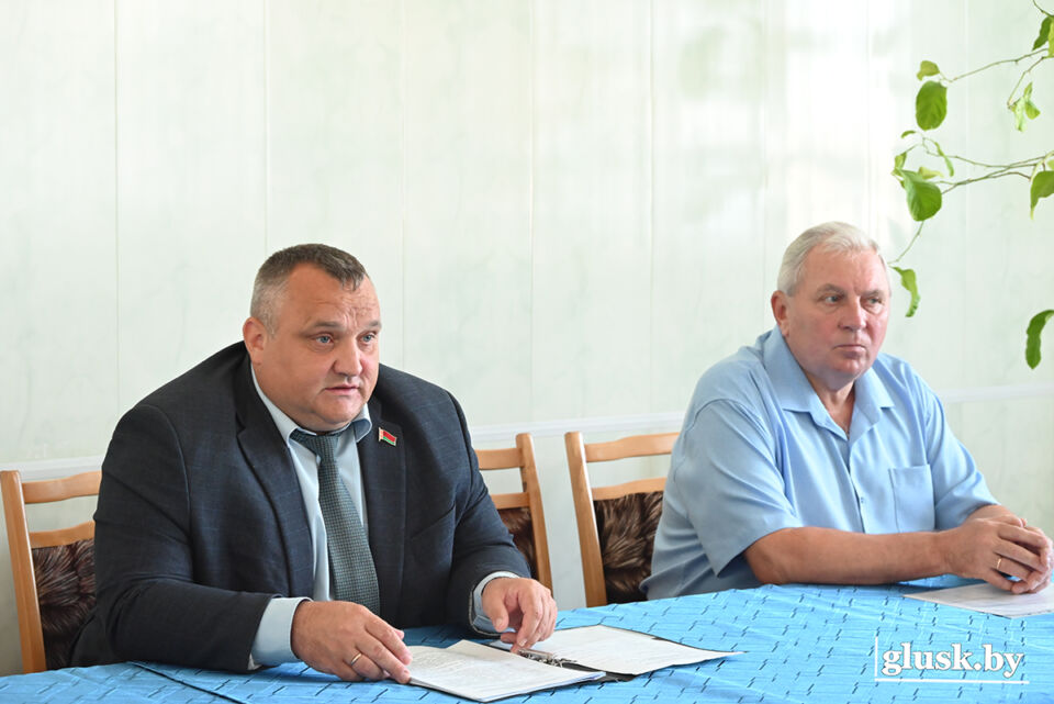 Председатель Глусского райисполкома Алексей Журавлёв 16 июля встретился с работниками филиала «Глусский» ОАО «Бабушкина крынка»