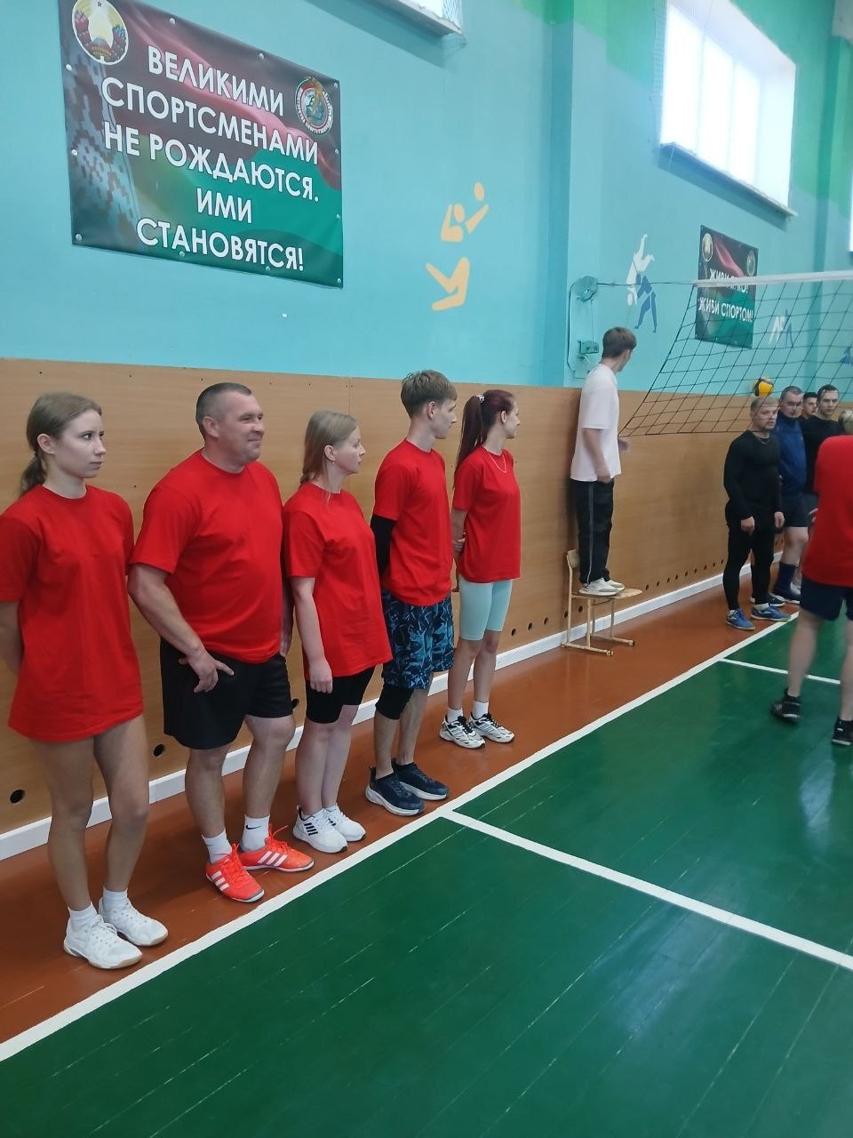 В Глуске началось первенство района по волейболу