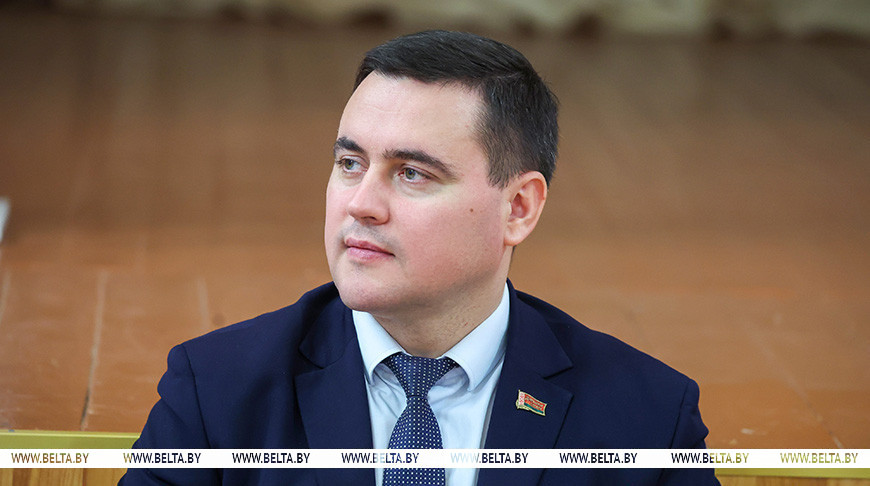 Какие условия созданы для развития и образования детей в Беларуси, рассказал Андрей Иванец