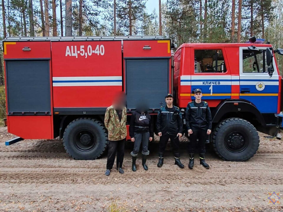 В Кличевском районе на болоте потерялась женщина: на помощь пришли спасатели